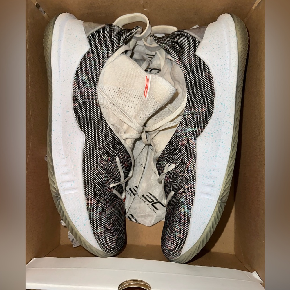Curry 5 size 10.5